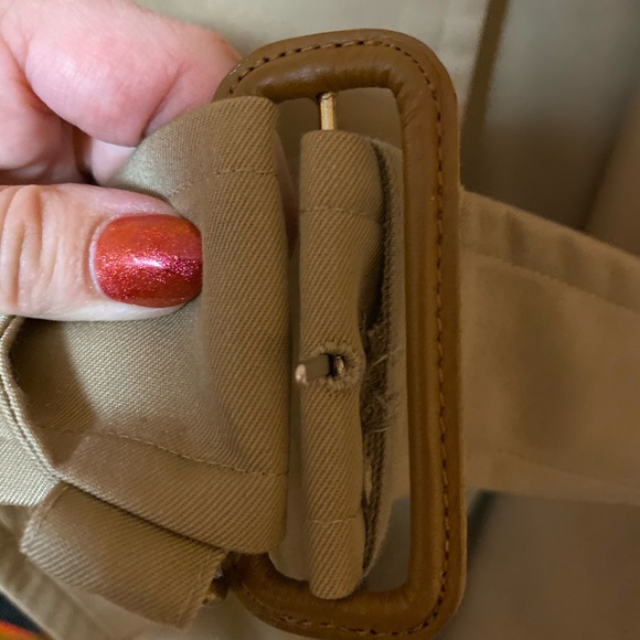 Burberry Vintage Authentic Trench Coat. Sz. Medium - Picture 8 of 8